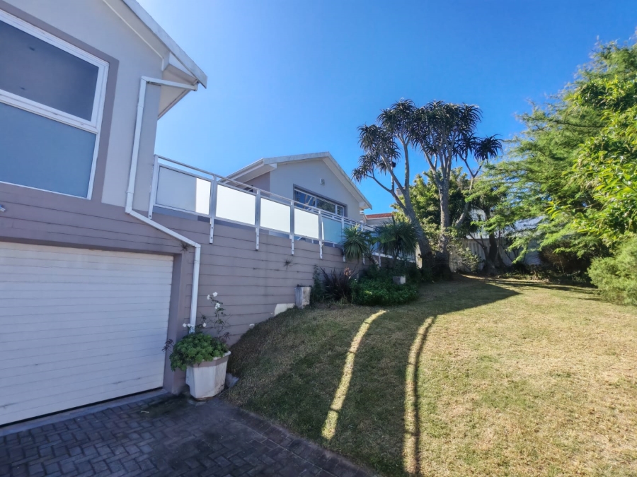 3 Bedroom Property for Sale in Lovemore Heights Estate Eastern Cape